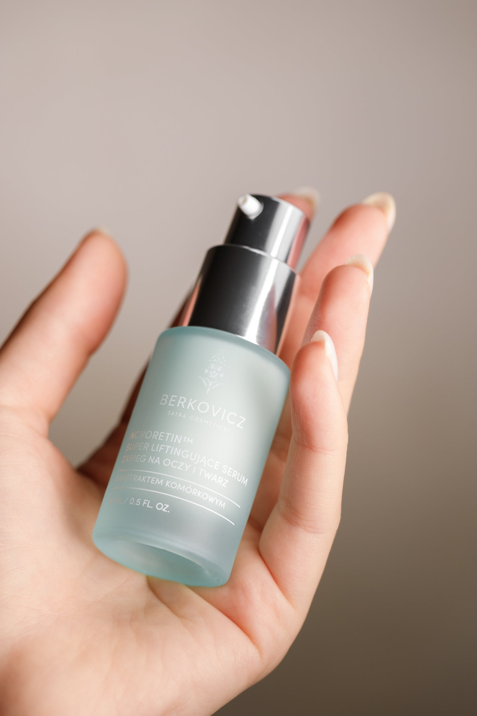 NovoRetin™ Super Liftingujące Serum z ekstraktem komórkowym